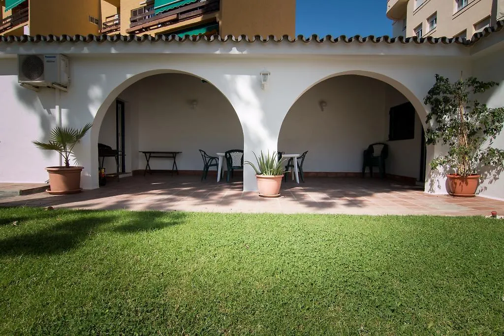 Villa In Center Fuengirola With Pool And Close Beach