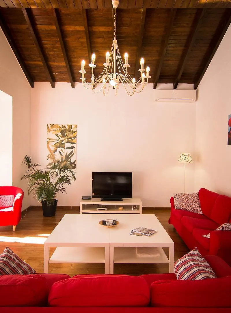 Villa In Center Fuengirola With Pool And Close Beach